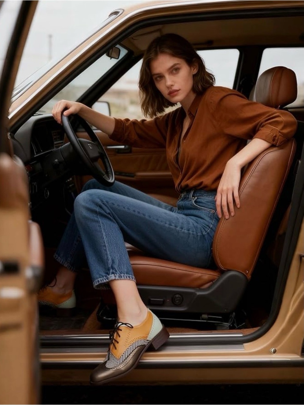 Chic Colorblock Oxford Heels - Picture 2 of 3